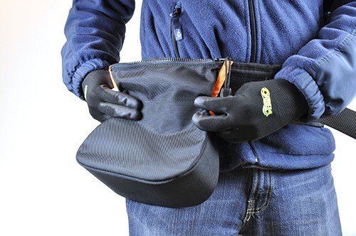 Self-Closing Tool Pouch