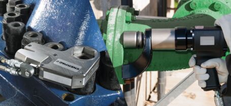 Hydraulic vs. Pneumatic Bolting Tools: The Pros & Cons